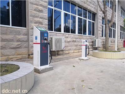  柔性交流充电堆